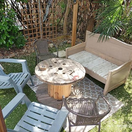 La Cahute, Appartement T2 Avec Jardin Ou Appartement Familial T6 مونْتوبا المظهر الخارجي الصورة