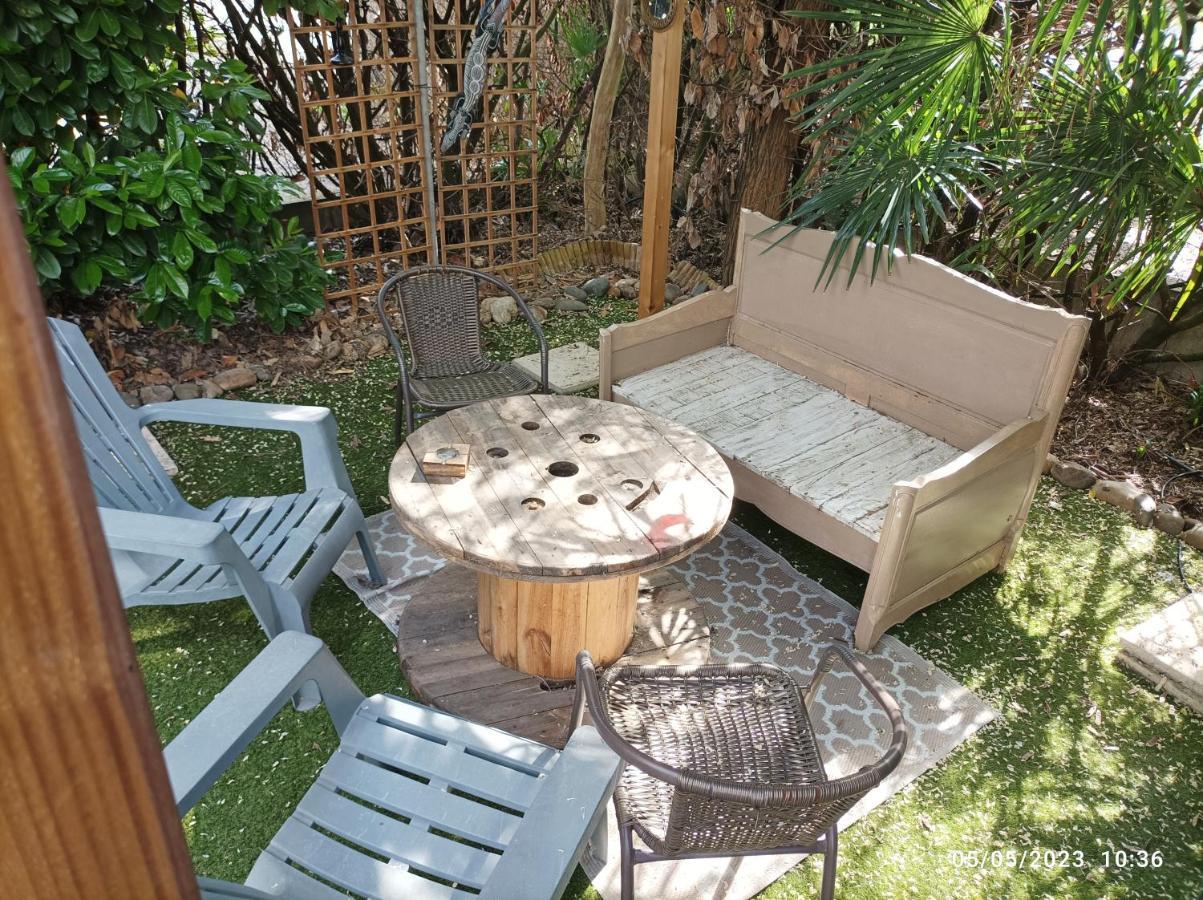La Cahute, Appartement T2 Avec Jardin Ou Appartement Familial T6 مونْتوبا المظهر الخارجي الصورة