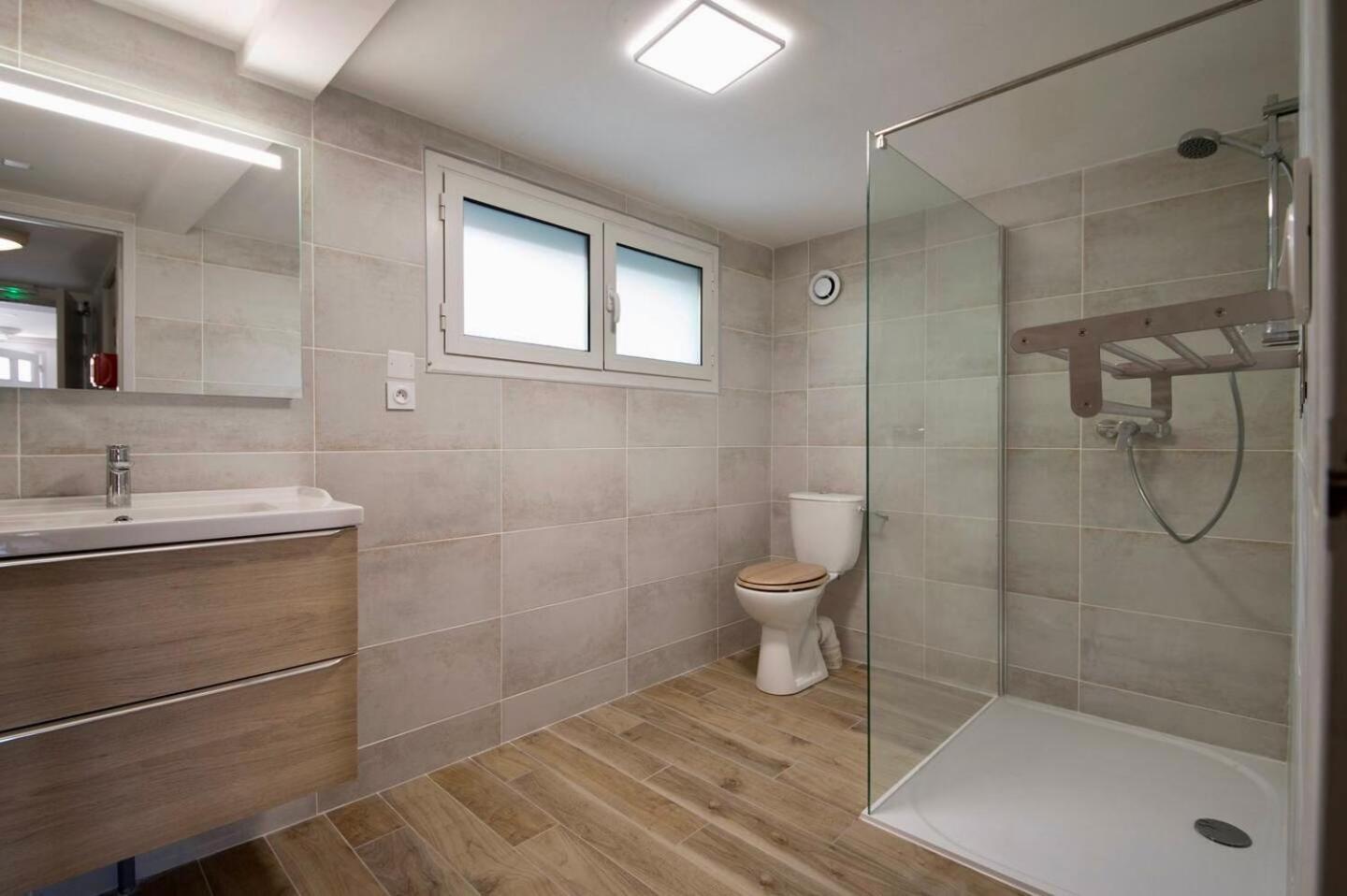 La Cahute, Appartement T2 Avec Jardin Ou Appartement Familial T6 مونْتوبا المظهر الخارجي الصورة